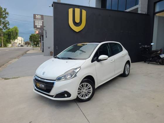 PEUGEOT 208 1.2 ALLURE 12V FLEX 4P MANUAL